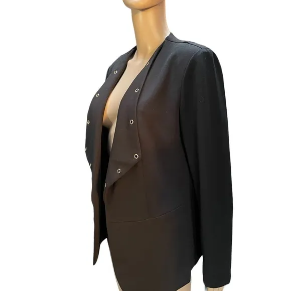 Nine West long sleeve black Eyelet lapel fitted stretch open blazer size medium