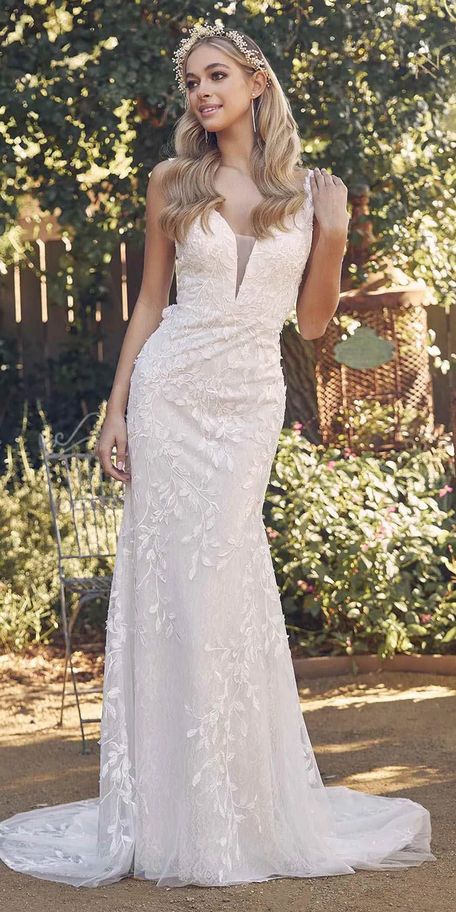 Nox Anabel JE949 Fitted Sheath Floral Applique Lace Wedding Gown