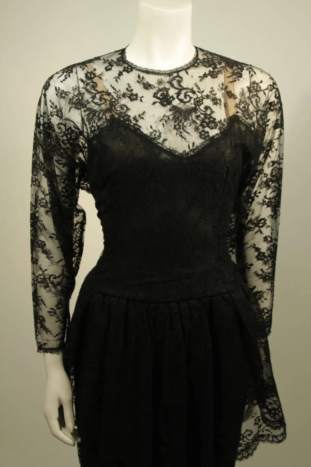 OSCAR DE LA RENTA Lace Cocktail Dress Size 10