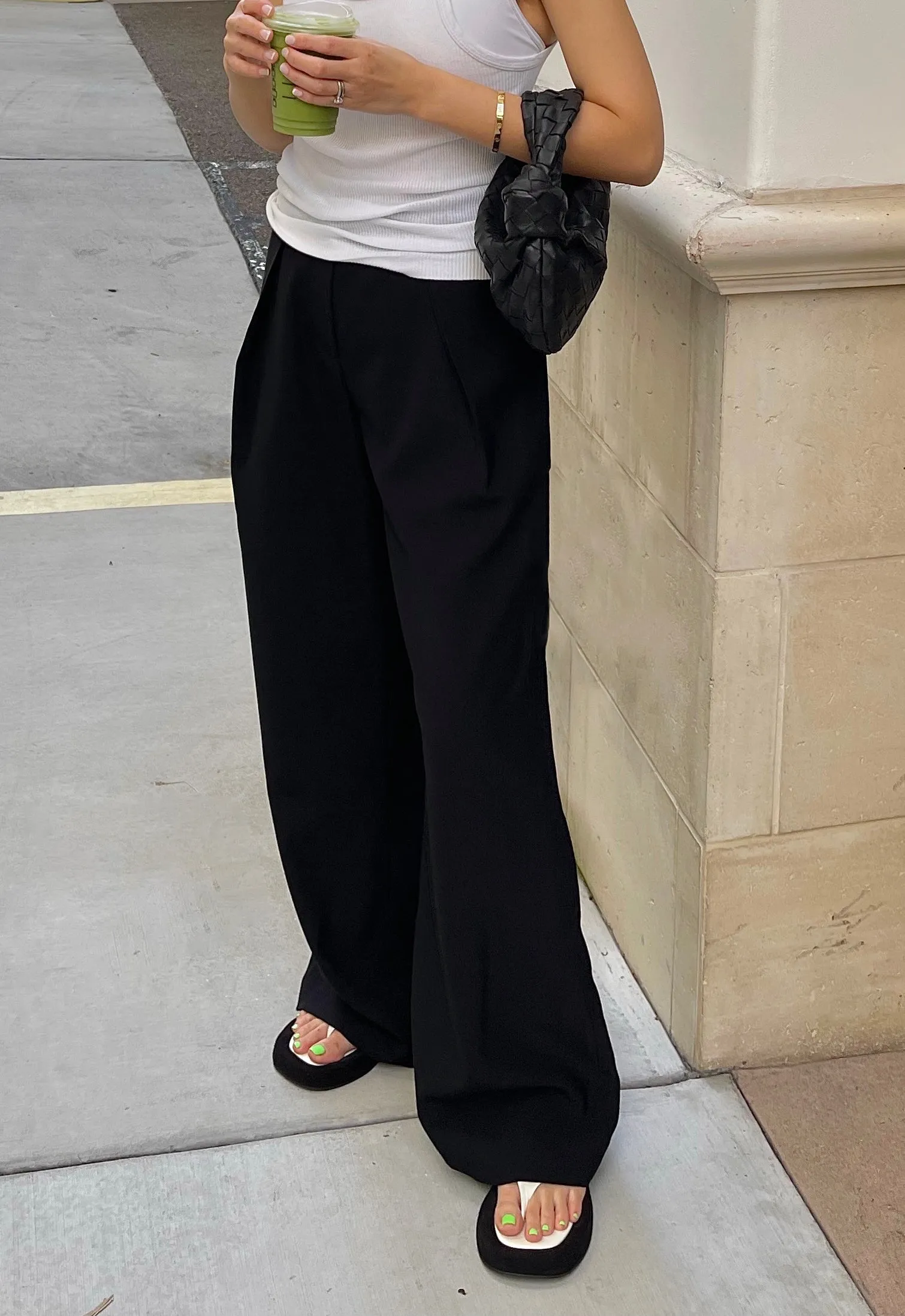 Pleated Wide Leg Pants in Black