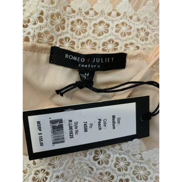 Romeo   Juliet Couture Peach Open Shoulder Short Sleeves Pleated Dress M
