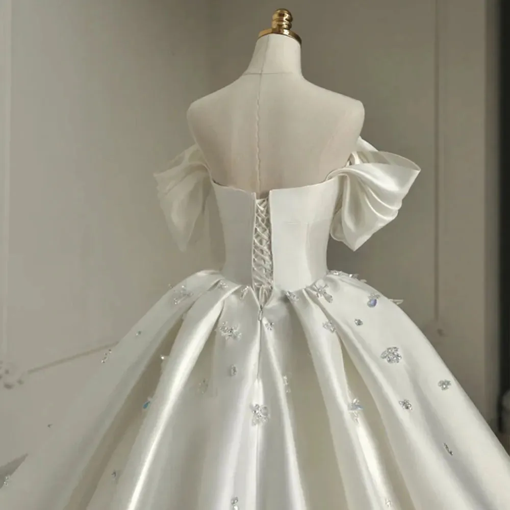 Short Sleeve Pleat Sparkly Crystal Satin Ball Gown Wedding Dresses
