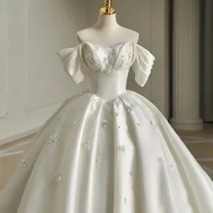 Short Sleeve Pleat Sparkly Crystal Satin Ball Gown Wedding Dresses