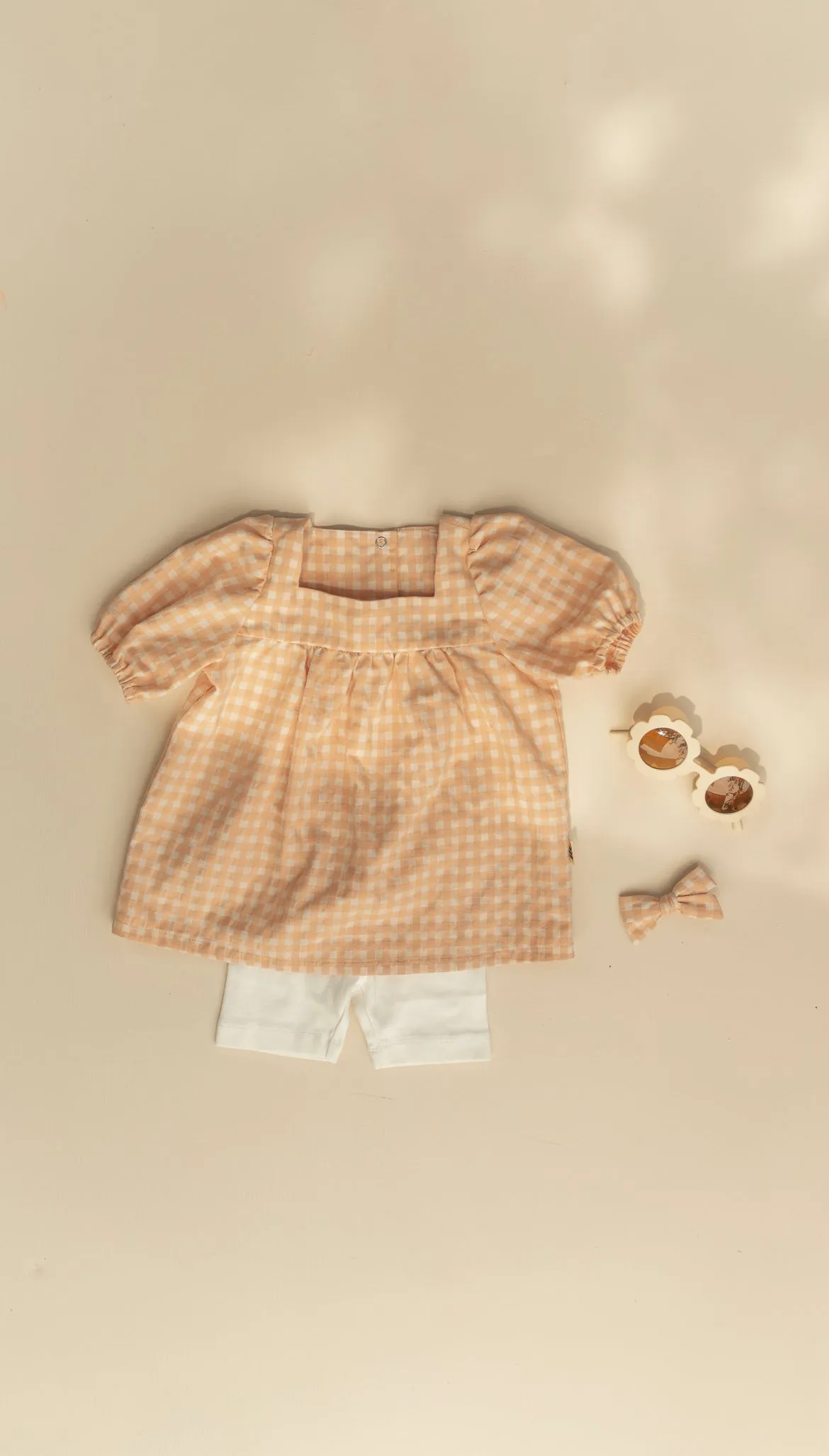 Short-Sleeved Puffy Blouse - Gingham Peach