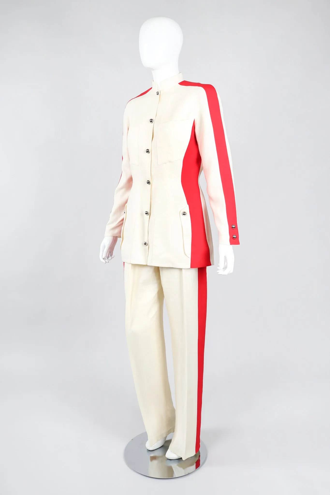 Showman Jacket & Pant Suit