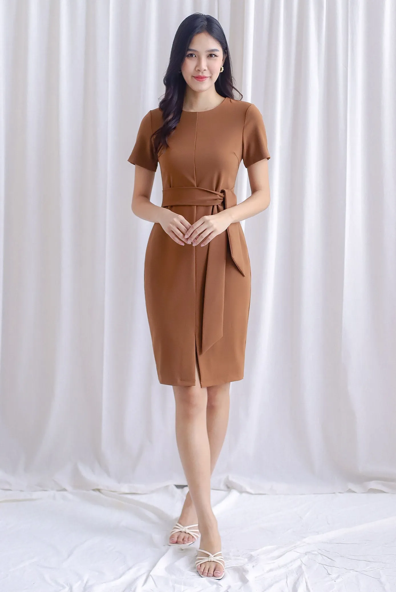 TDC Norella Sleeved Tie Waist Pencil Dress In Caramel