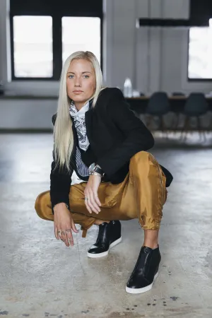 The Candor Pants in Bronze