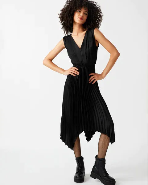The Donna Dress by Steve Madden - Black