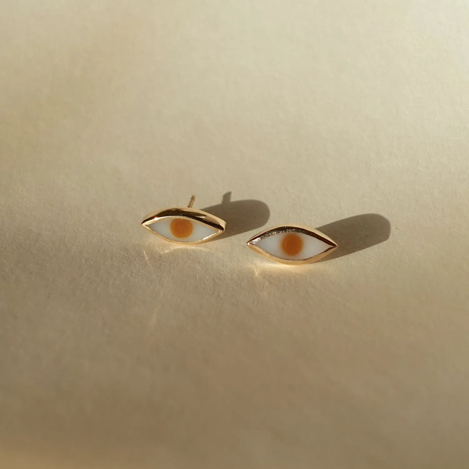 The Seeing Stone Stud Earring / 14k Gold   Polka Dot Agate