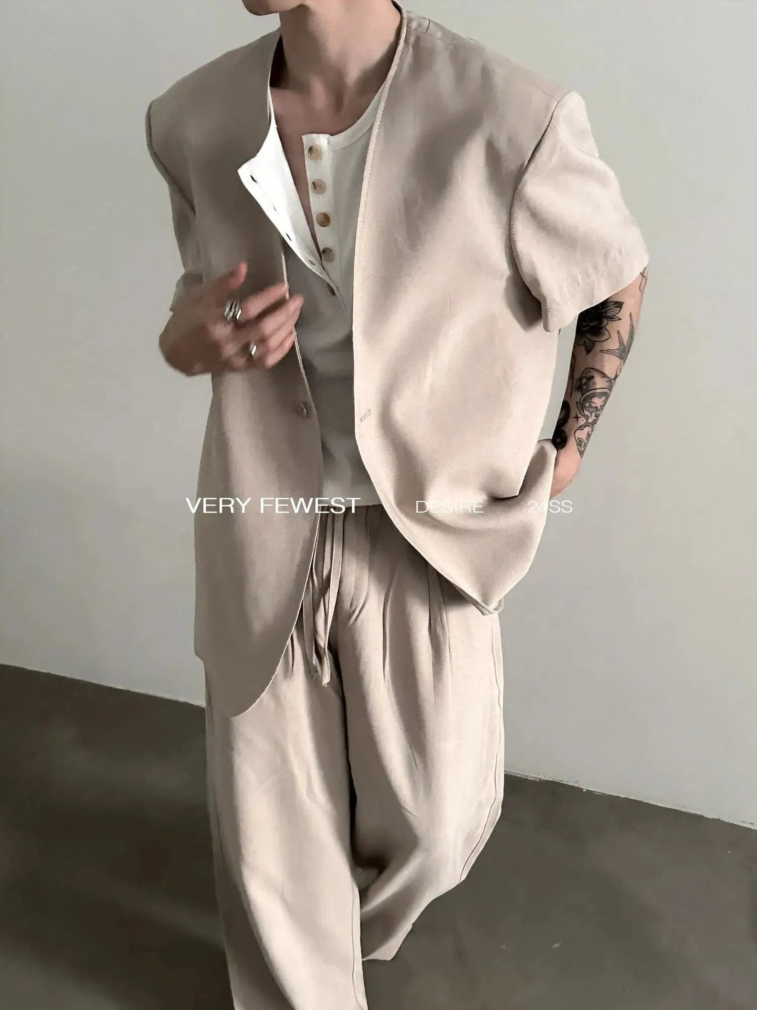 V-neck Cotton and Linen Short-sleeved Suit