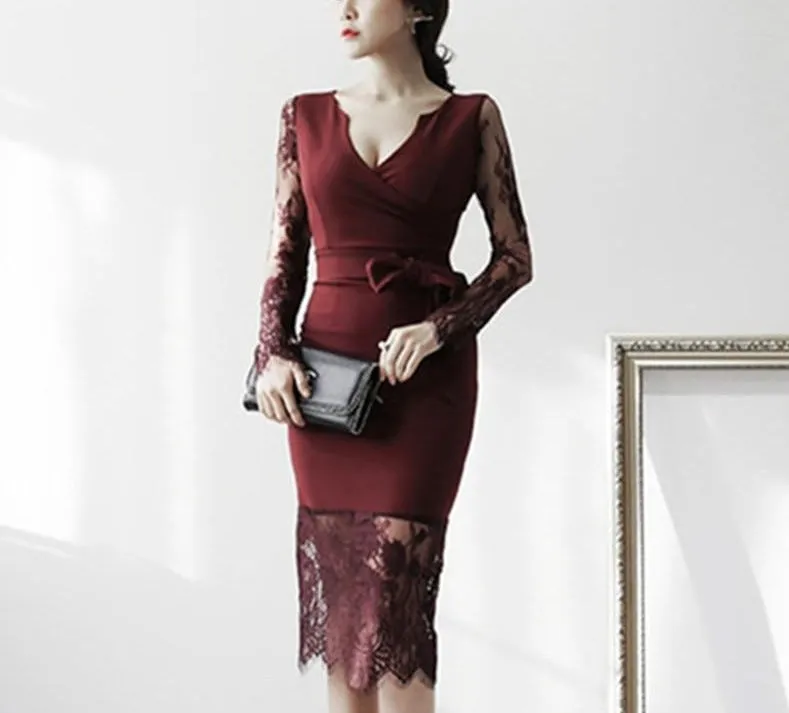 V-neck Long-Sleeved Dress Lace Patchwork Bow Tie