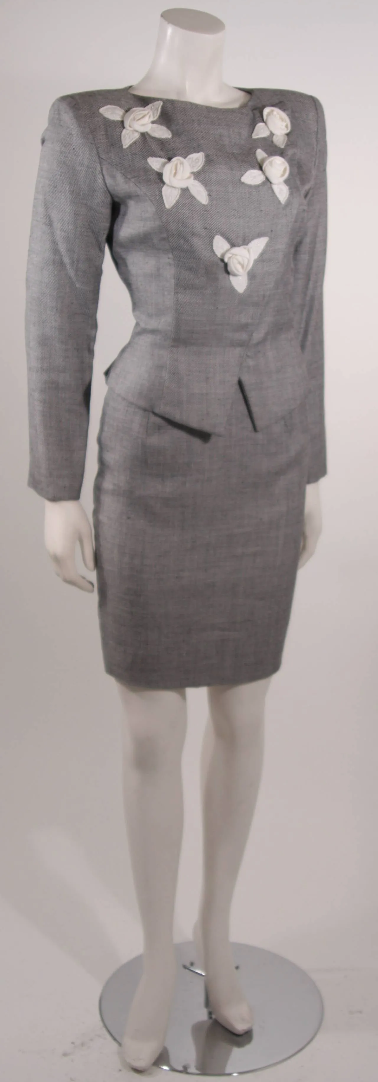 VICKY TIEL Linen and Wool 2 pc Jacket and Skirt Suit