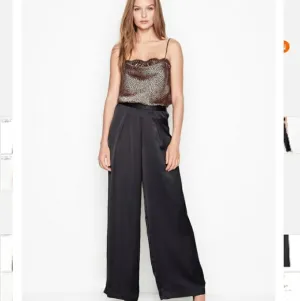VICTORIA'S SECRET PLEATED PJ PANT