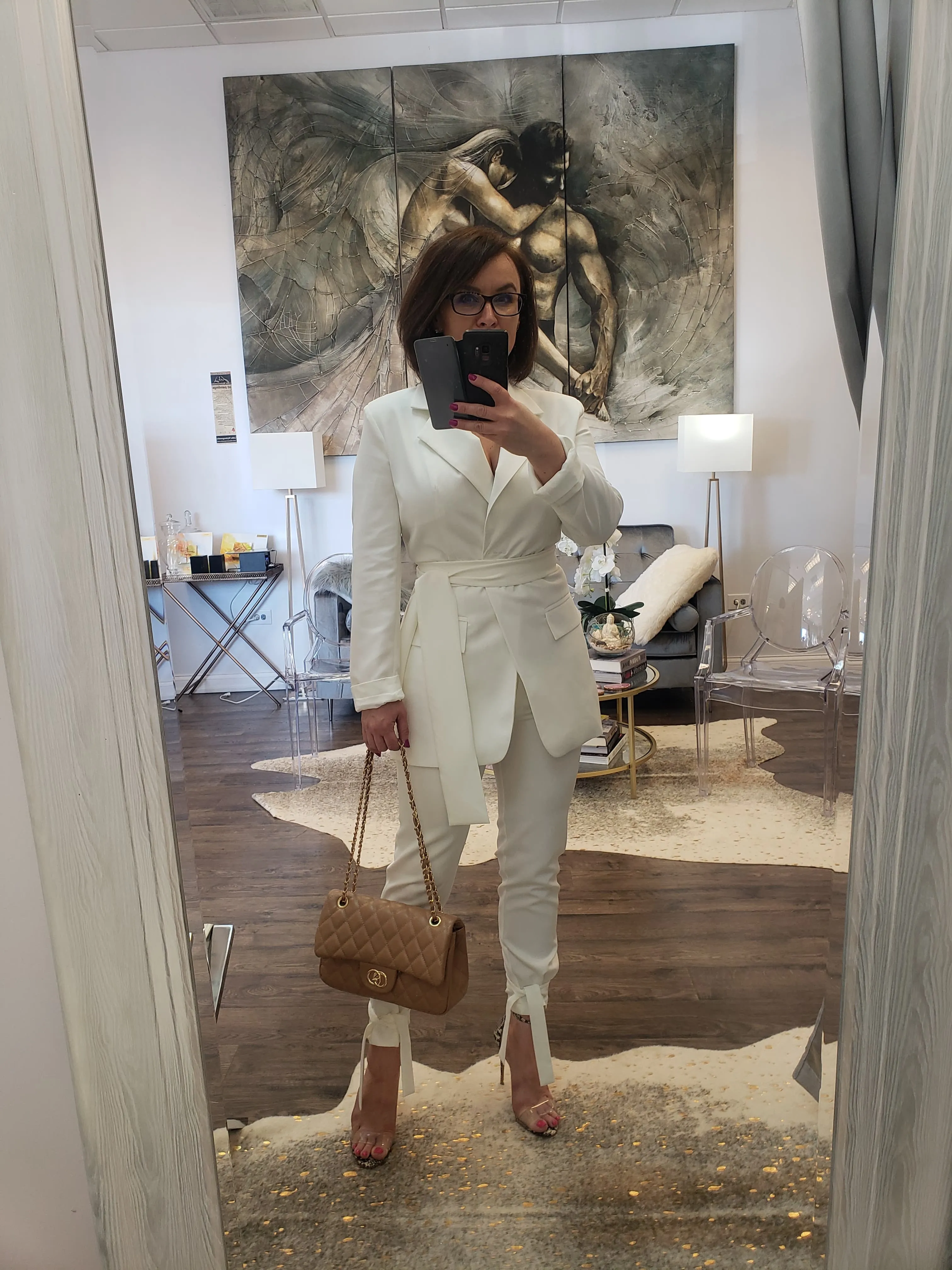 WHITE 3 PIECES SUIT