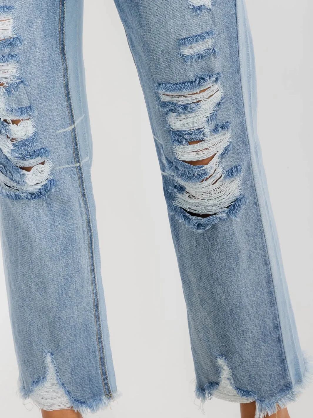 WOMEN'S BUTTON CLOSURE POCKETS WIDE LEG DISTRESS DENIM PANTS