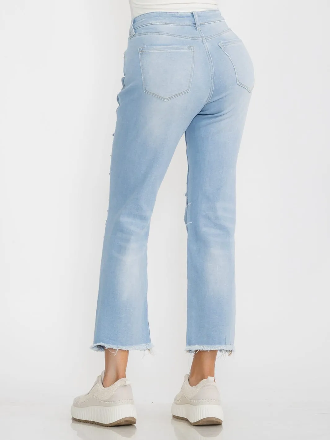 WOMEN'S BUTTON CLOSURE POCKETS WIDE LEG DISTRESS DENIM PANTS