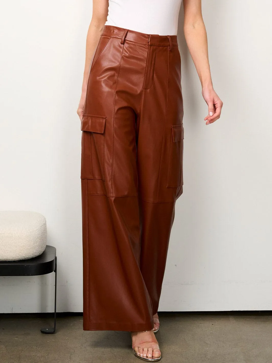 WOMEN'S BUTTON CLOSURE PU PLEATHER WIDE LEG PANTS