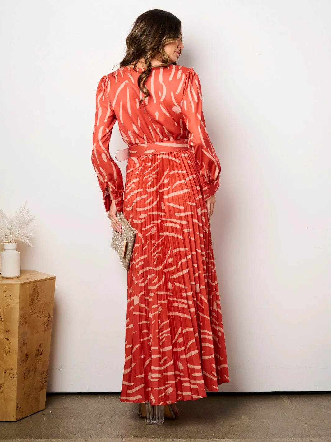 WOMEN'S LONG SLEEVE SURPLICE PLEATED BELTED PRINT MAXI DRESS