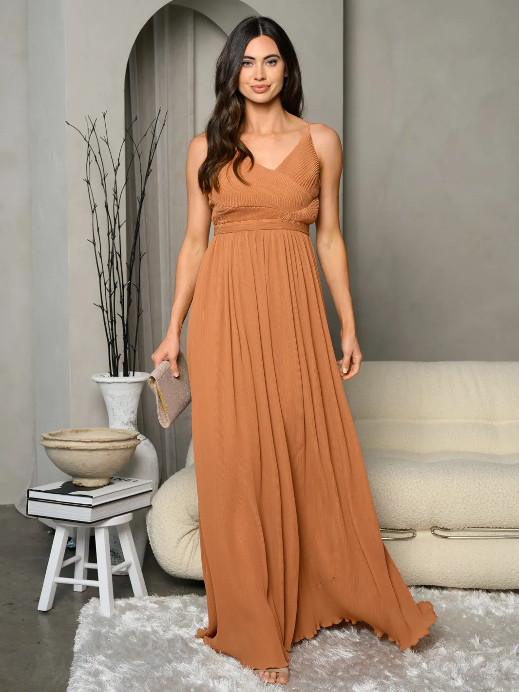 WOMEN'S SLEEVELESS PLEATS DETAILED CROSS OVER MAXI DRESS